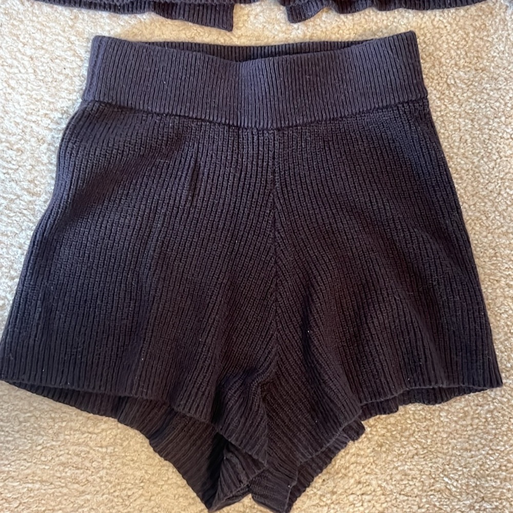 The Drop Sweater Set - Picture 2 of 5